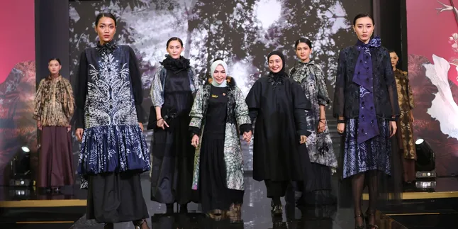 Nusantara Textile Parade 2025: Irmasari Joedawinata Presents the Silhouette of the Beauty of Sasirangan Typical of South Kalimantan