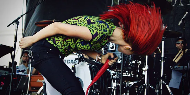 Paramore Nyaris Bubar, Hayley Williams Pilih Jadi Pelayan Cafe