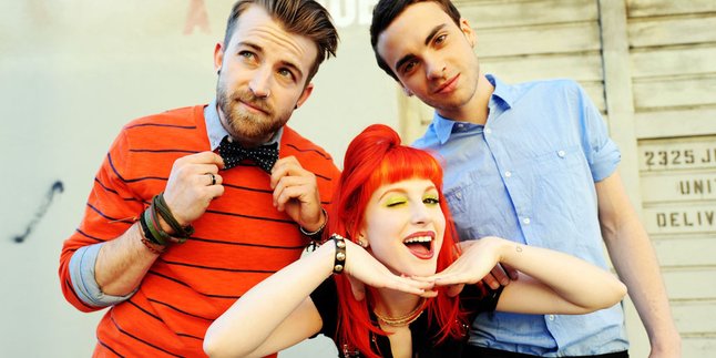 Paramore Rilis Single 'Ain't It Fun'!