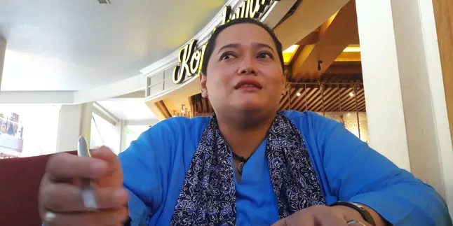 Paranormal Ini Anggap Pernikahan Vicky Prasetyo & Angel Lelga Hanyalah Skenario Paranormal Ini Anggap Pernikahan Vicky Prasetyo & Angel Lelga Hanyalah Skenario
