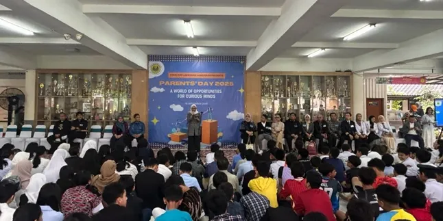 Parents Day di SMP Labschool Kebayoran: Rayakan Peran Orangtua sebagai Sumber Inspirasi Karier Anak