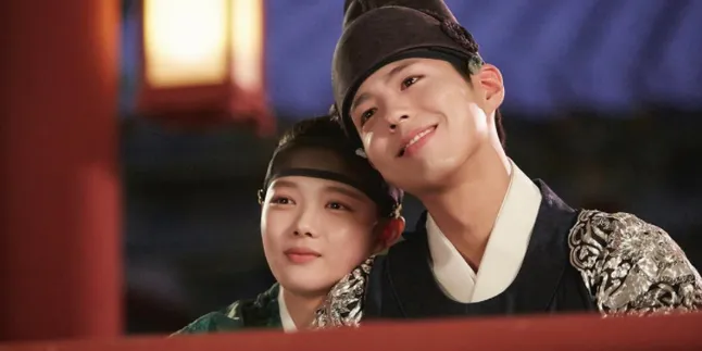 Park Bo Gum & Kim Yoo Jung Nyaman Jadi 'Oppa-Dongsaeng' Park Bo Gum & Kim Yoo Jung Nyaman Jadi 'Oppa-Dongsaeng'