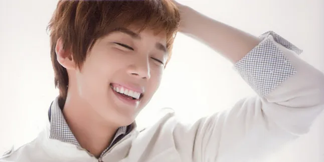 Park Jung Min Bantah Hubungannya Dengan Song Hye Myung