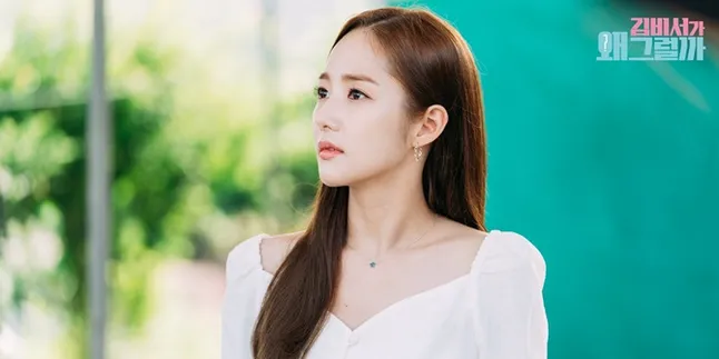 Park Min Young Berbagi Foto Liburan di Phuket, So Lovely