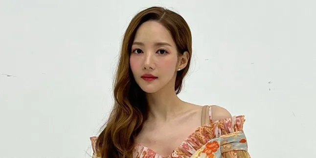 Park Min Young Dikabarkan Putus dari Pengusaha Tajir Korea Selatan yang Fotonya Sempat Beredar di Internet