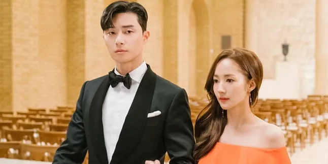 Park Seo Joon Jadi Aktor Pertama Yang Muncul di Billboard Times Square