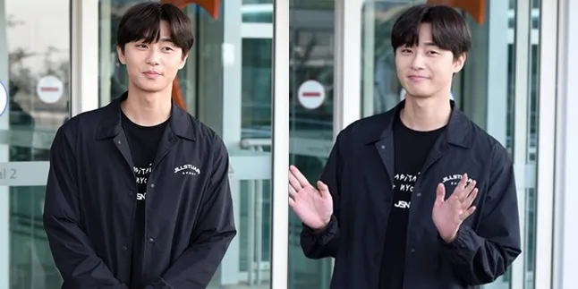 Park Seo Joon Saat Tiba di Bali, Capek Aja Tetap Kelihatan Ganteng