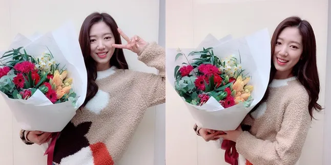 Park Shin Hye Kini Rambut Pendek Lagi, Fresh dan Cantik Banget! Park Shin Hye Kini Rambut Pendek Lagi, Fresh dan Cantik Banget!