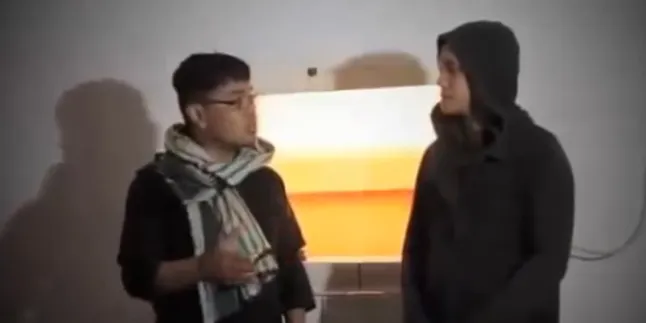 Parodi Dunia Lain, Seram Atau Gokil?