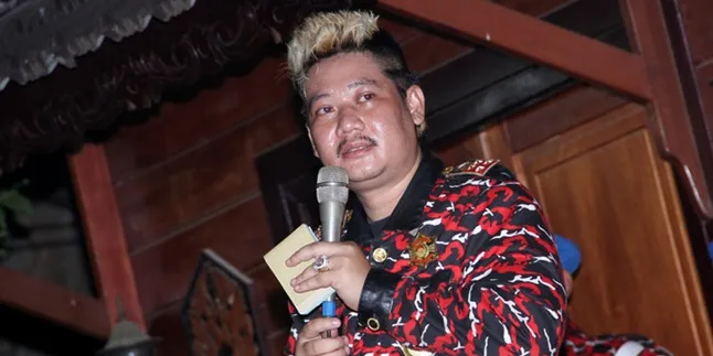 Parodi Ki Kusumo Dikeroyok Tujuh Begundal, Awas Ngakak Parodi Ki Kusumo Dikeroyok Tujuh Begundal, Awas Ngakak
