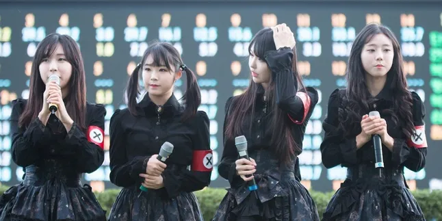 Pasang Logo Mirip Nazi, Girlband Korea Pritz Dihujat Netizen Pasang Logo Mirip Nazi, Girlband Korea Pritz Dihujat Netizen
