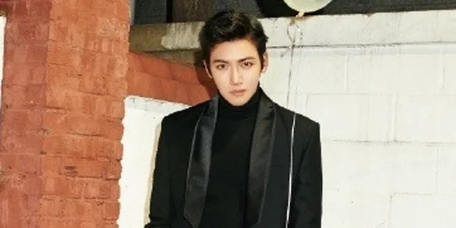 Pasang Pose Cute, Ji Chang Wook Kembali Hebohkan Fans di China Pasang Pose Cute, Ji Chang Wook Kembali Hebohkan Fans di China