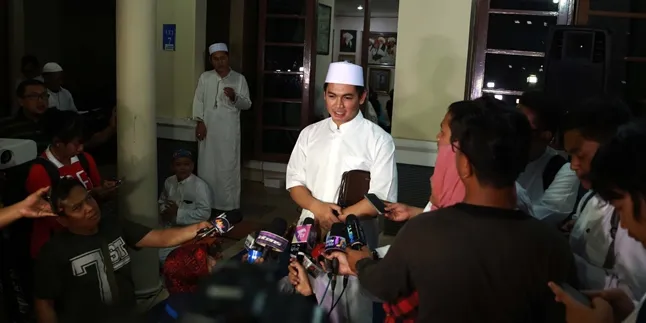 Pasca Bercerai Dari Tania Nadira, Tommy Kurniawan Lebih Religius?