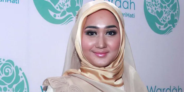 Pasca Cerai, Hubungan Dian Pelangi Dengan Mantan Tetap Baik