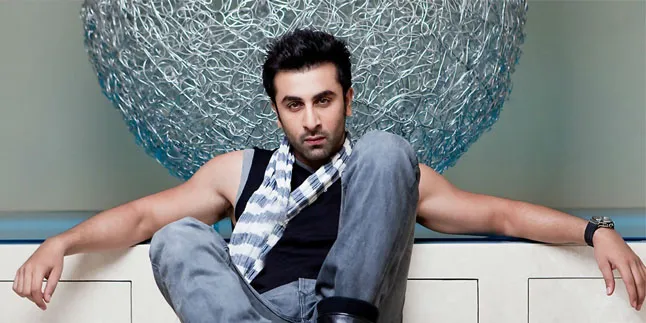 Pasca Diisukan Putus, Ranbir Kapoor Pesta Dengan Gadis Misterius Pasca Diisukan Putus, Ranbir Kapoor Pesta Dengan Gadis Misterius