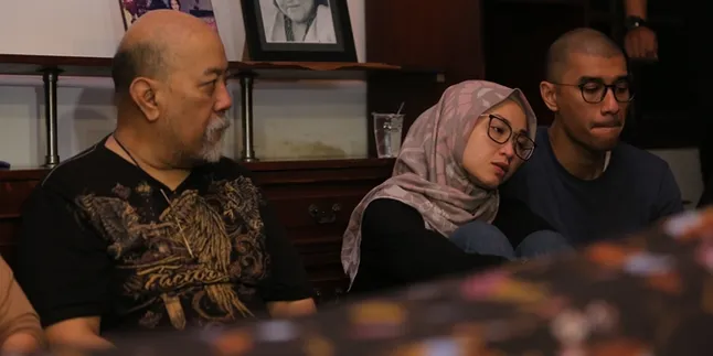 Pasca Meninggalnya Istri, Begini Kondisi Kesehatan Indro Warkop Sekarang Pasca Meninggalnya Istri, Begini Kondisi Kesehatan Indro Warkop Sekarang