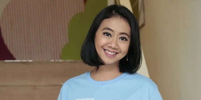 Pasca Operasi Katarak, Kondisi Anak Asri Welas Makin Membaik & Mulai Sekolah Pasca Operasi Katarak, Kondisi Anak Asri Welas Makin Membaik & Mulai Sekolah