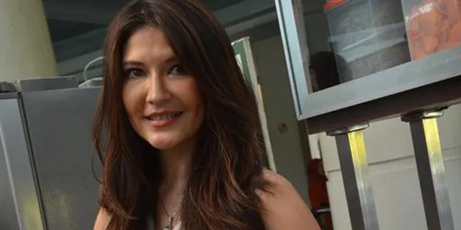 Pasca Penjambakan, Tamara Bleszynski Unggah Foto Yang Mengharukan Pasca Penjambakan, Tamara Bleszynski Unggah Foto Yang Mengharukan