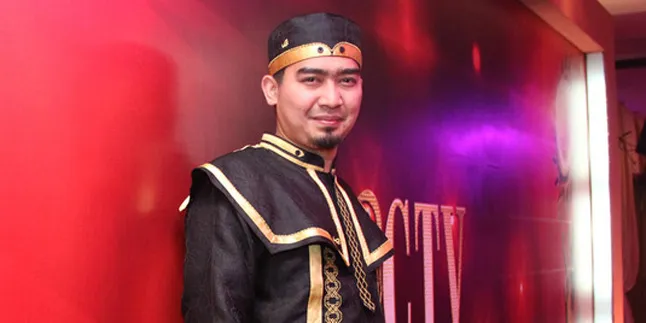 Pasca Persalinan, Ustaz Solmed Sering Berdakwah Tinggalkan Istri