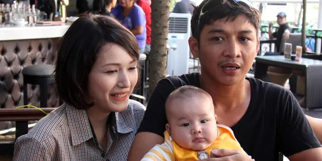 Pasha Ungu Tak Khawatir Adelia Sering Pusing di Kehamilan Kedua