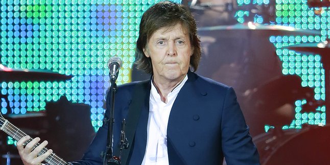 Paul McCartney Kembali ke Abbey Road Studios dan Bawakan Lagu Baru Untuk Fans