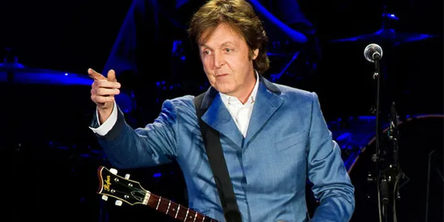Paul McCartney Ketakutan 'Diserbu' Serangga Saat Show!