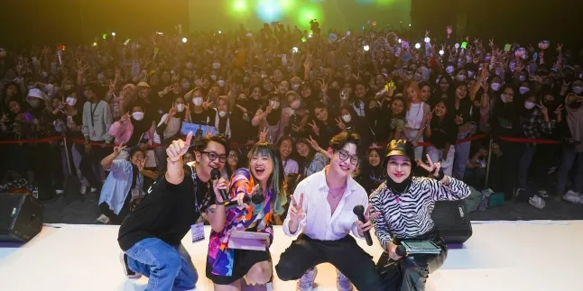 Pecah dan Seru Banget! FESTIVIBES 2022 Dibanjiri 15.000 K-Wave Community Secara Online dan Offline