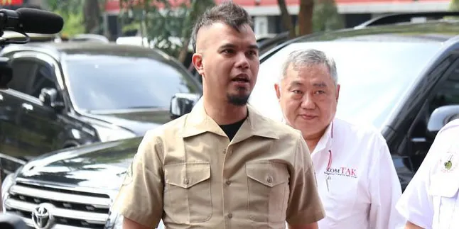 Pedas! Ahmad Dhani Minta MUI Haramkan Ahok Pedas! Ahmad Dhani Minta MUI Haramkan Ahok