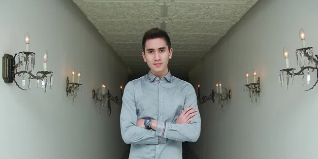 Pedih! Gagal Nembak Gebetan, Verrell Bramasta Rilis Single