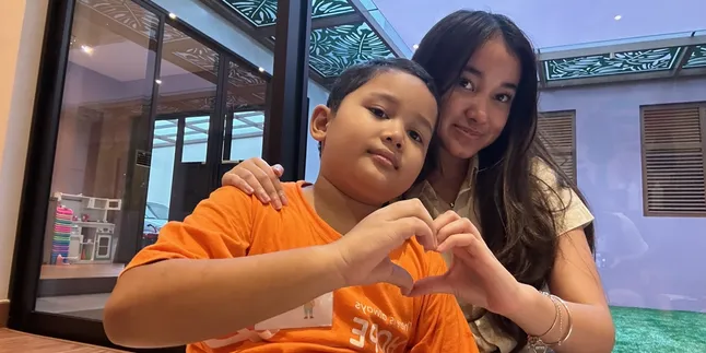 Peduli Anak Kanker, Para Pelajar Ini Gelar 'Patterns of Hope'