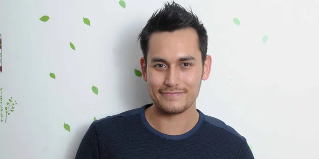 Peduli Film Lokal, Arifin Putra: Jangan Malu Untuk Terus Belajar Peduli Film Lokal, Arifin Putra: Jangan Malu Untuk Terus Belajar