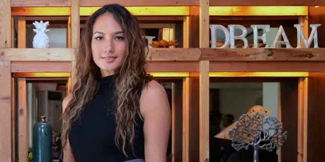 Peduli Lingkungan, Nadine Chandrawinata Ajak Jadi Pejuang Lautan Peduli Lingkungan, Nadine Chandrawinata Ajak Jadi Pejuang Lautan