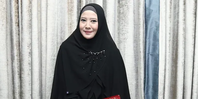 Peggy Melati Sukma Bantah Isu Dekat Dengan Ustadz Bachtiar Nasir