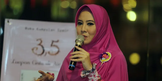 Peggy Melati Sukma Lupa Hari Ulang Tahunnya Sendiri Peggy Melati Sukma Lupa Hari Ulang Tahunnya Sendiri