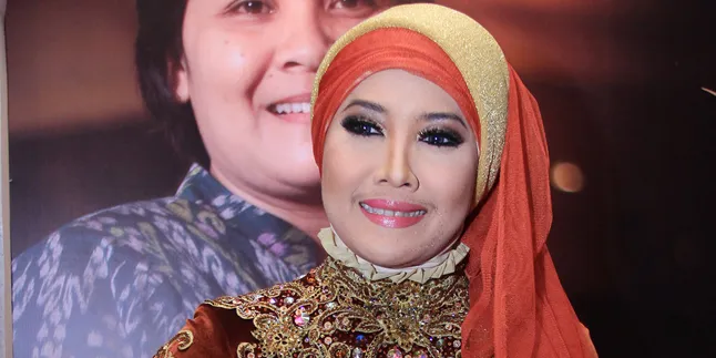 Peggy Melati Sukma Ungkap Kenangan Bersama Kris Biantoro Peggy Melati Sukma Ungkap Kenangan Bersama Kris Biantoro