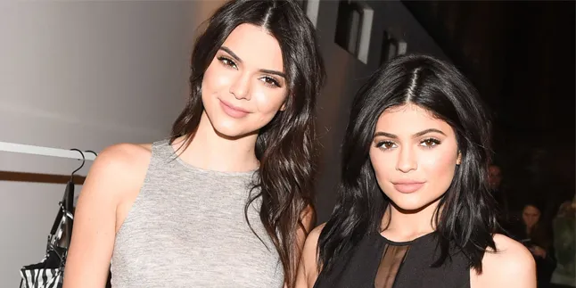 Peliharaan Baru, Anjing Kendall-Kylie Malah Buang Air di Kasur