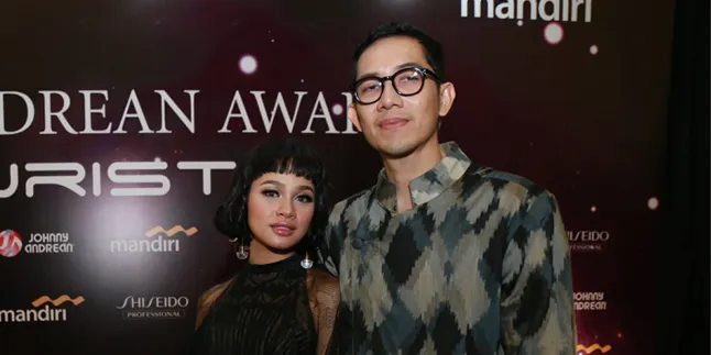 Pelukan Suami Bikin Proses Persalinan Andien Unik dan Juga Indah