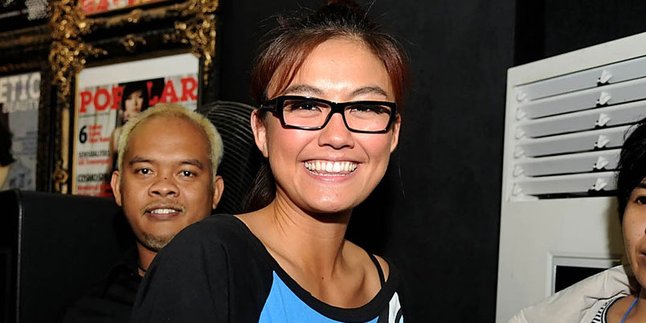 Peluncuran Parfum, Agnes Monica Rilis Album Digital