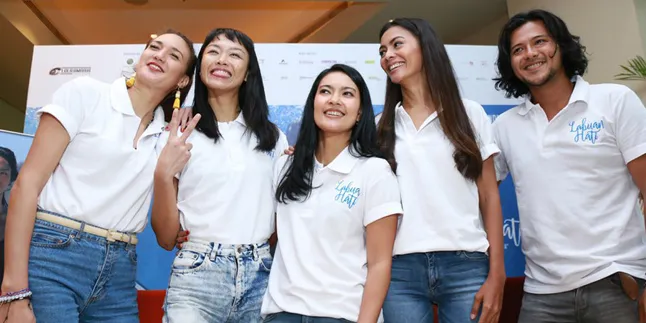 Pemain 'LABUAN HATI' Rela Lakukan Ini Demi Masuk Pulau Rinca