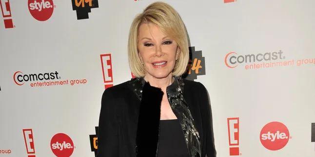 Pemakaman Joan Rivers Berlangsung Tertutup di New York Pemakaman Joan Rivers Berlangsung Tertutup di New York