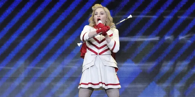 Pembajak Album 'REBEL HEART' Madonna Akhirnya Dihukum Pembajak Album 'REBEL HEART' Madonna Akhirnya Dihukum