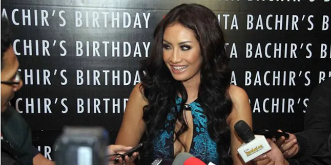 Pemberi Range Rover Shinta Bachir Biasa Dipanggil Ahong