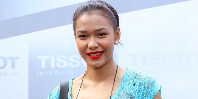 Pementasan Wayang, Adinia Wirasti Butuh 1 Tahun Berlatih