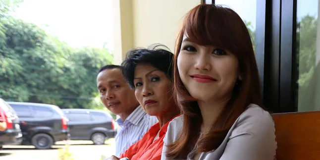 Pemilu Besok, Ayu Ting Ting Yakin Dengan Partai Pilihannya