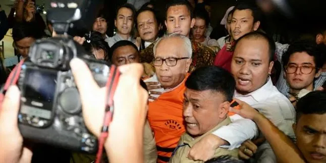 Penahanan OC Kaligis Picu Kericuhan di Gedung KPK