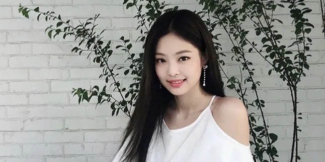 Penampilan Perdana Jennie BLACKPINK Pasca Dikonfirmasi Putus Dengan Kai Penampilan Perdana Jennie BLACKPINK Pasca Dikonfirmasi Putus Dengan Kai