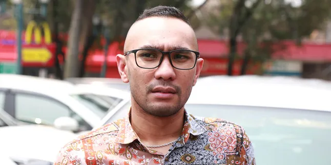 Pengacara Bantah Enji Beri Uang ke Disya Rosa Untuk Gugurkan Kandungan Pengacara Bantah Enji Beri Uang ke Disya Rosa Untuk Gugurkan Kandungan