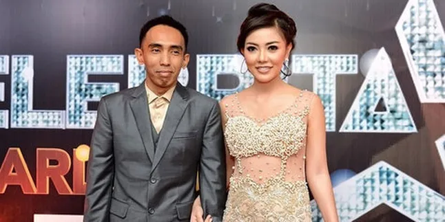 Pengacara Suryono Tutup Mulut Soal Dugaan Prostitusi Bella Shofie Pengacara Suryono Tutup Mulut Soal Dugaan Prostitusi Bella Shofie