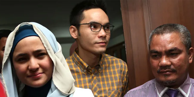 Pengadilan Berikan Marshanda Waktu 2 Minggu Untuk Berpikir Pengadilan Berikan Marshanda Waktu 2 Minggu Untuk Berpikir