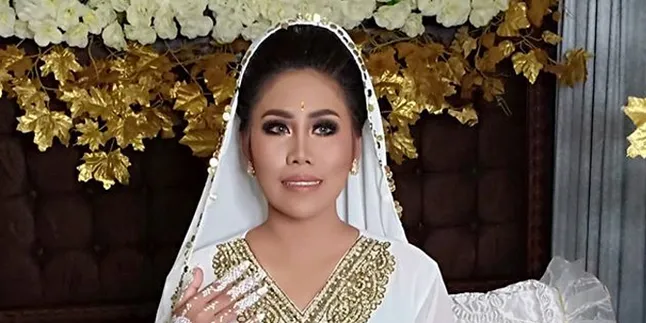 Pengajian Sebelum Pernikahan, Evi Masamba Diminta Selfie Bak Jumpa Fans